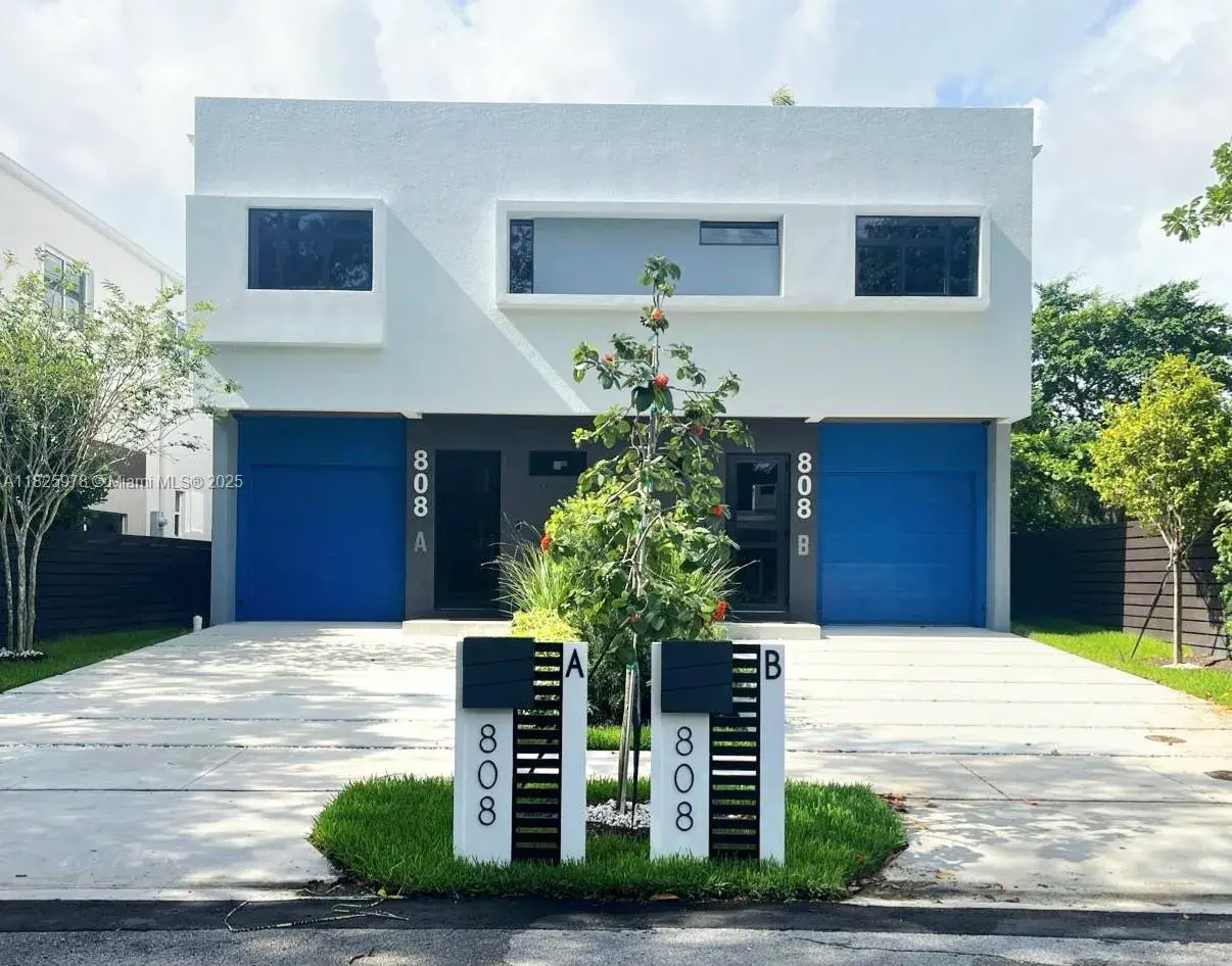 3 bedroom 2 bath Residential Lease for rent at 808 SW 9th St # A, Fort Lauderdale FL 33315