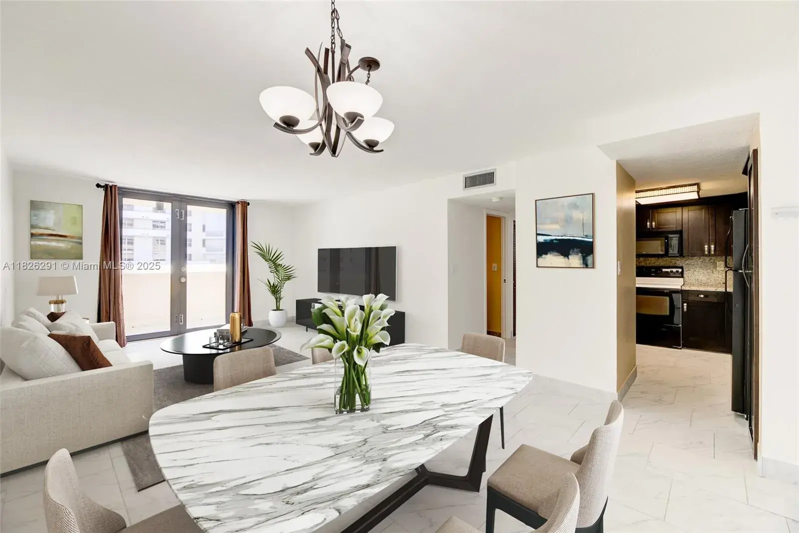 1 bedroom 1 bath Residential for sale at 1621 Collins Ave # 708, Miami Beach FL 33139