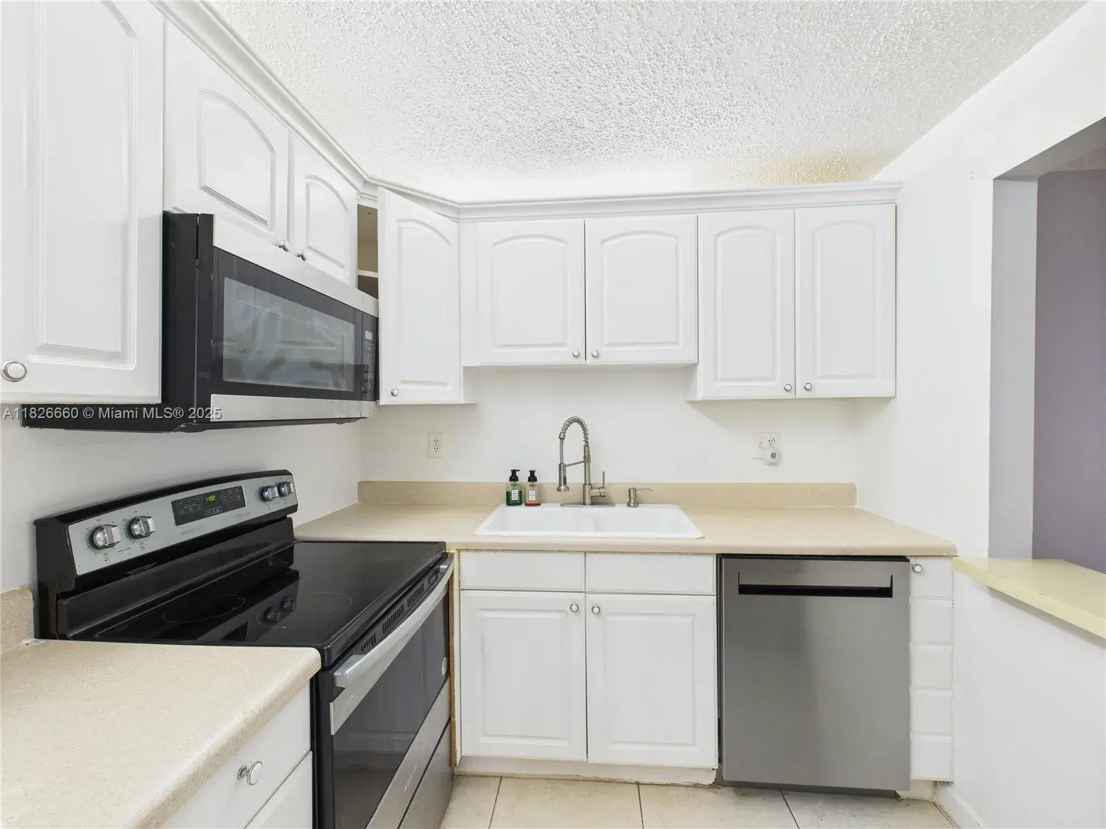 4113 NW 88th Ave # 105, Coral Springs FL 33065