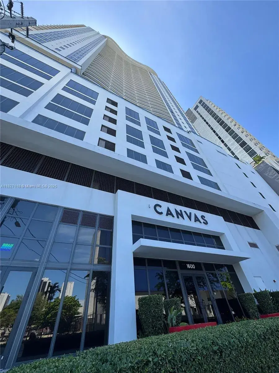 1 bedroom 1 bath Residential Lease for rent at 1600 NE 1st Ave # 1517, Miami FL 33132