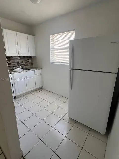 3669 Thomas Ave # 10, Miami FL 33133