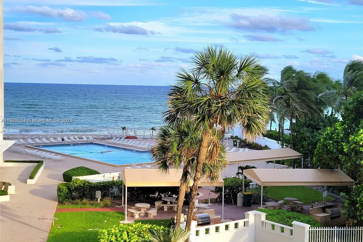 3505 S Ocean Dr # 320, Hollywood FL 33019