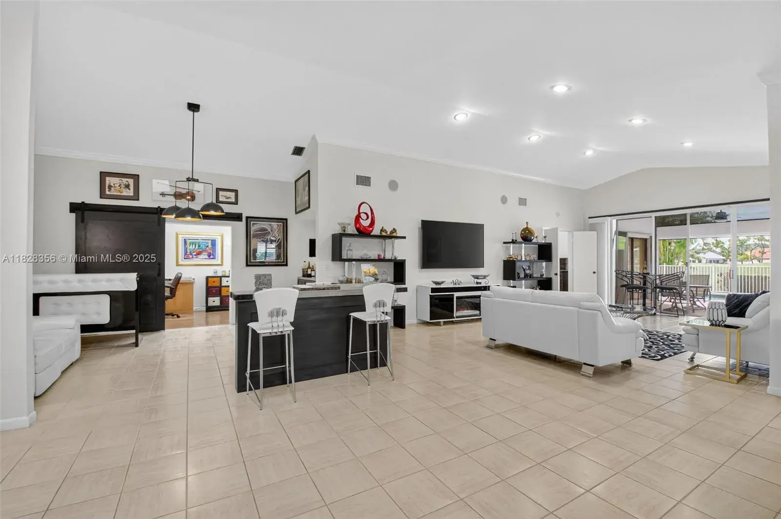 2 bedroom 2 bath Residential for sale at 10344 Sunset Bend Dr, Boca Raton FL 33428