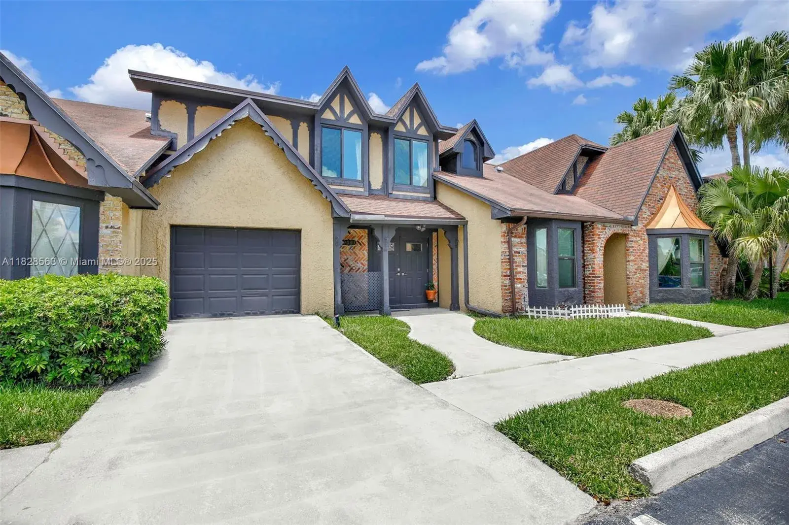 3 bedroom 2 bath Residential for sale at 9081 NW 45th St, Sunrise FL 33351