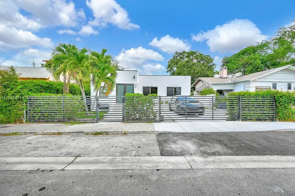 85 NW 47th St # 0, Miami FL 33127