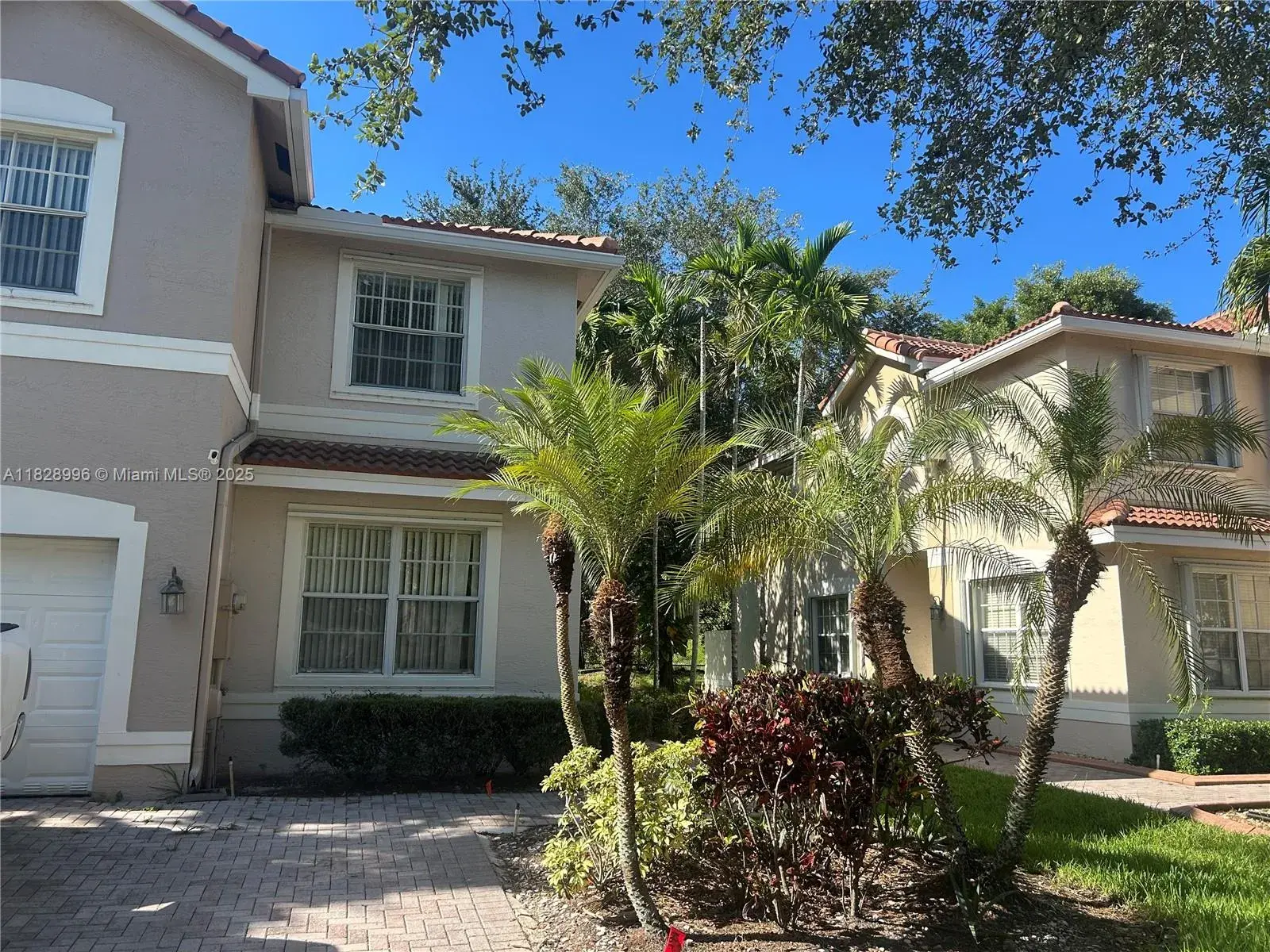 3 bedroom 3 bath Residential for sale at 12415 SW 42nd St, Miramar FL 33027