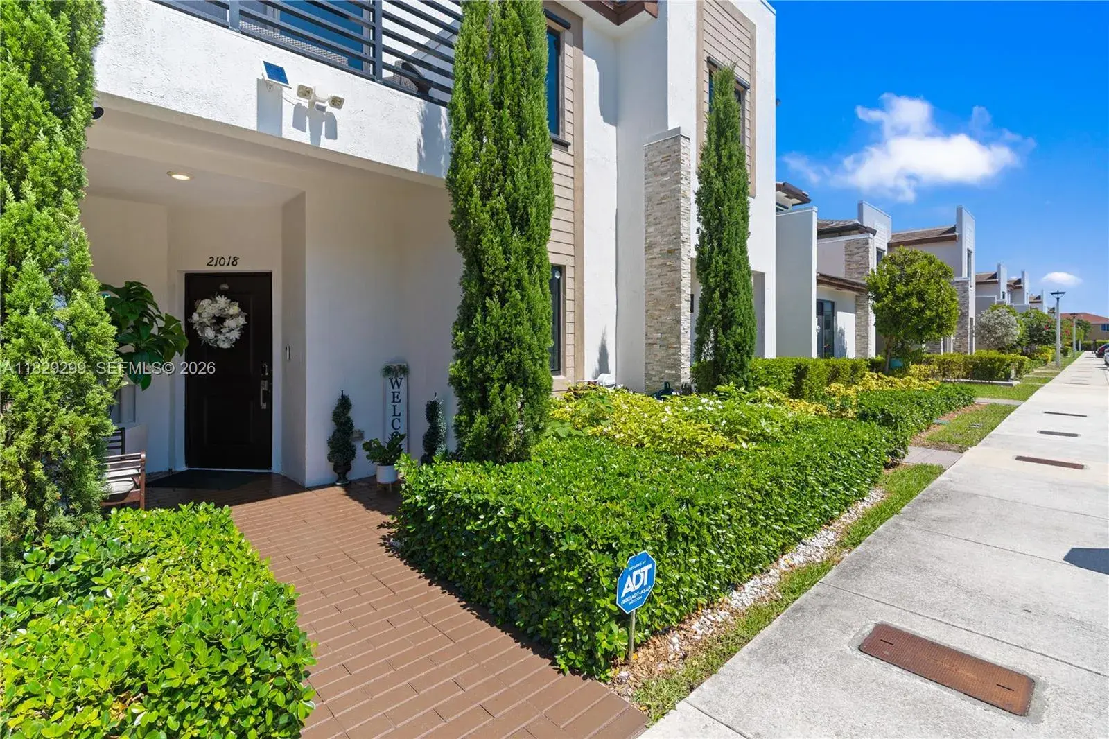21018 NE 8th Ave # 21018, Miami FL 33179