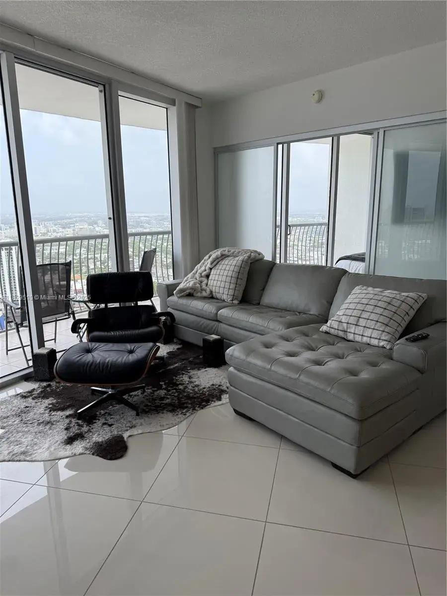 1750 N Bayshore Dr # 5114, Miami FL 33132