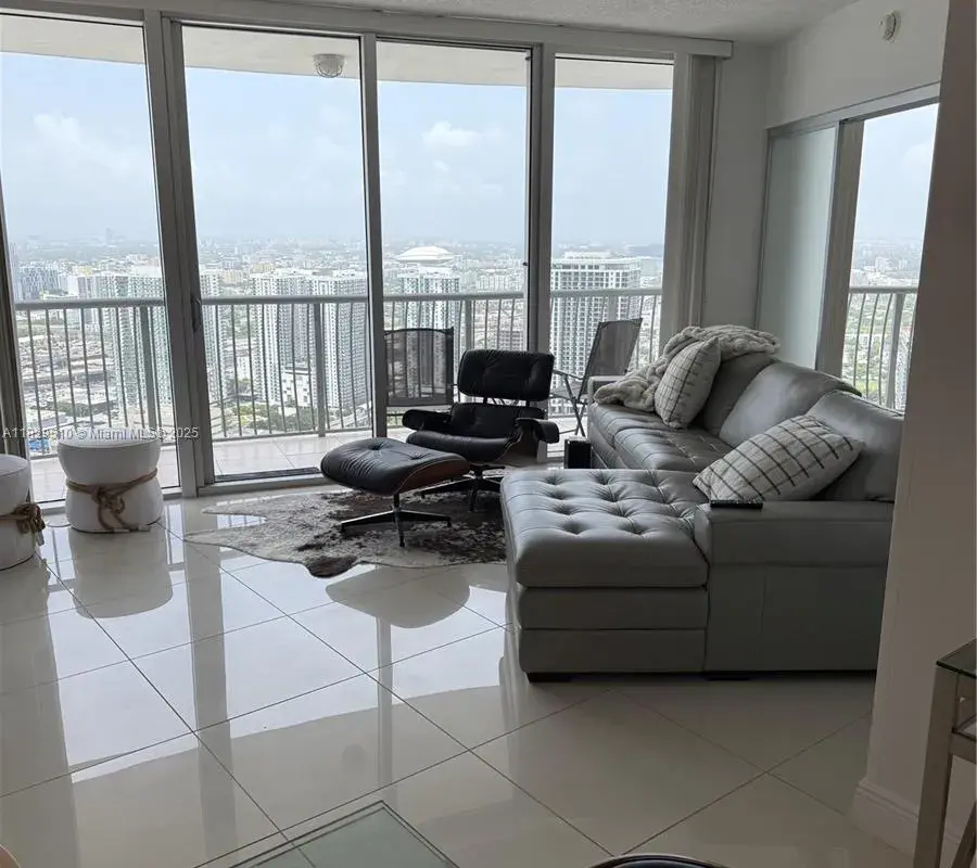 1750 N Bayshore Dr # 5114, Miami FL 33132