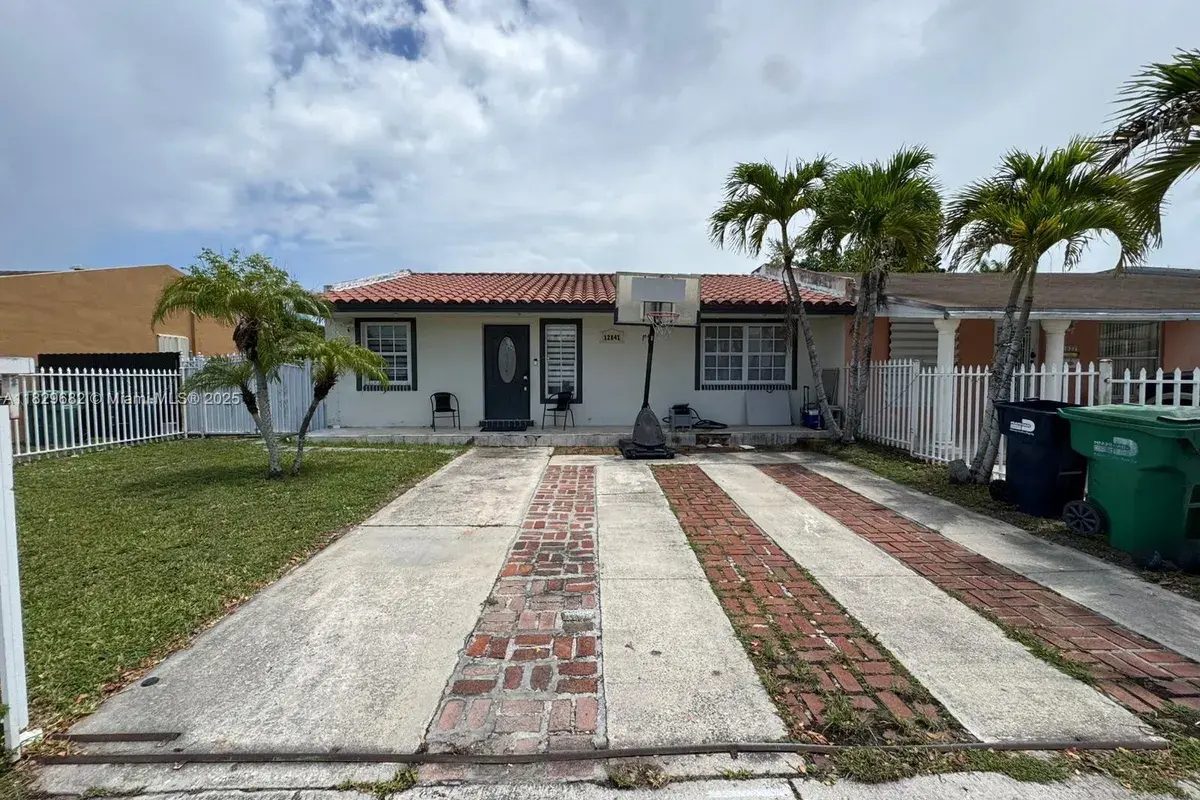 12841 SW 54th St # 1, Miami FL 33175