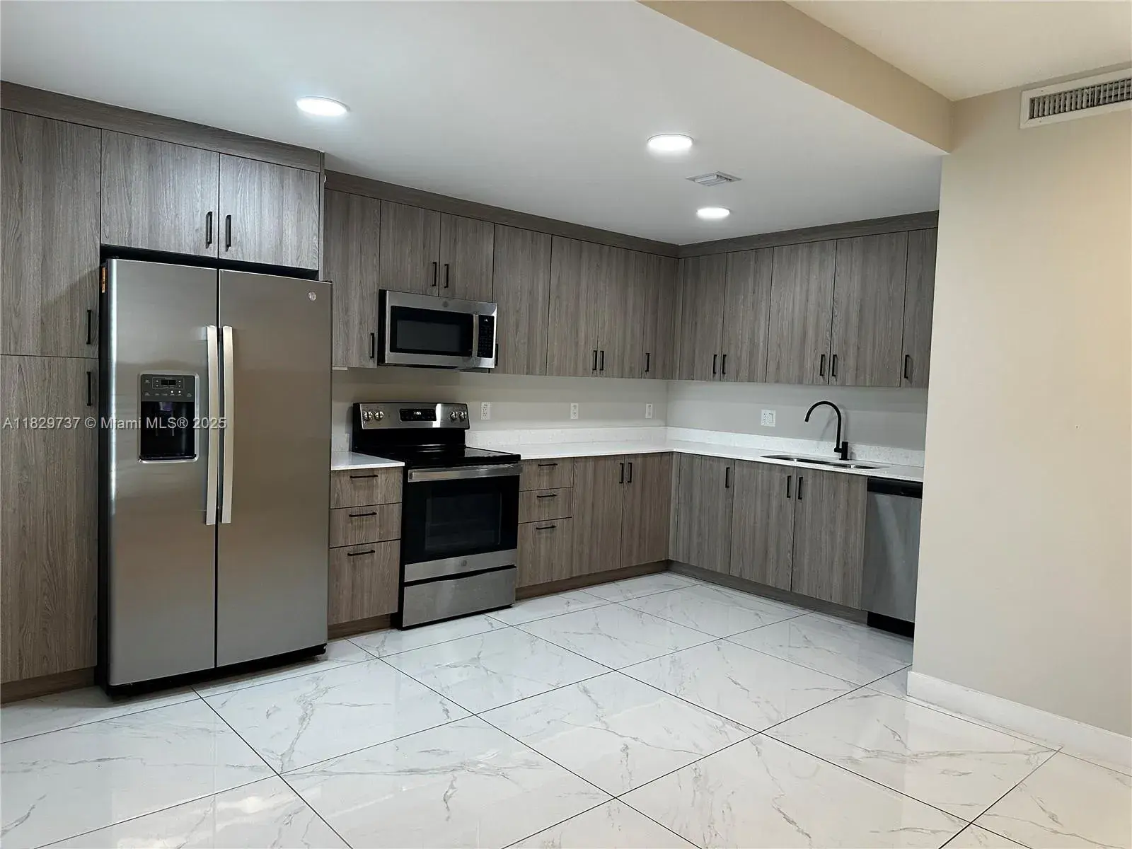 25767 SW 144th Ave, Homestead FL 33032