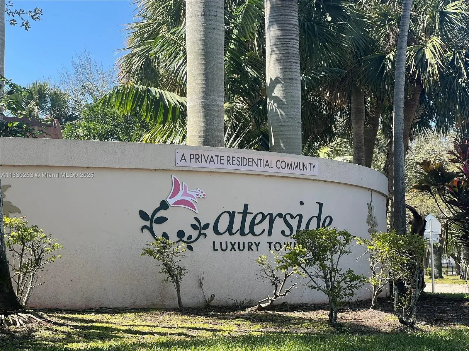 2 bedroom 2 bath Residential for sale at 719 Mill Valley Pl, West Palm Beach FL 33409