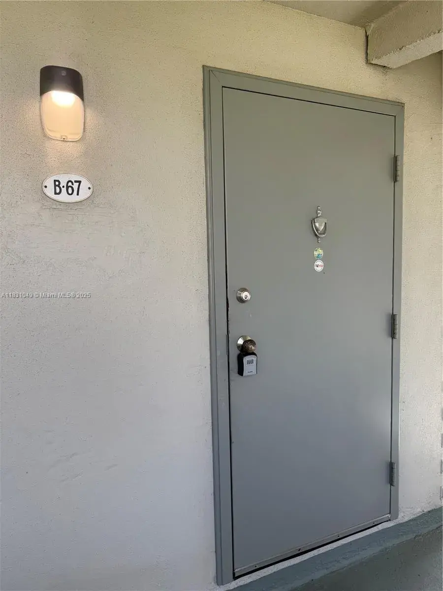 1 bedroom 1 bath Residential Lease for rent at 67 Monaco B # B, Delray Beach FL 33446