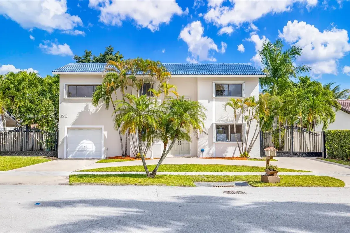 15235 SW 99th Ct, Miami FL 33157