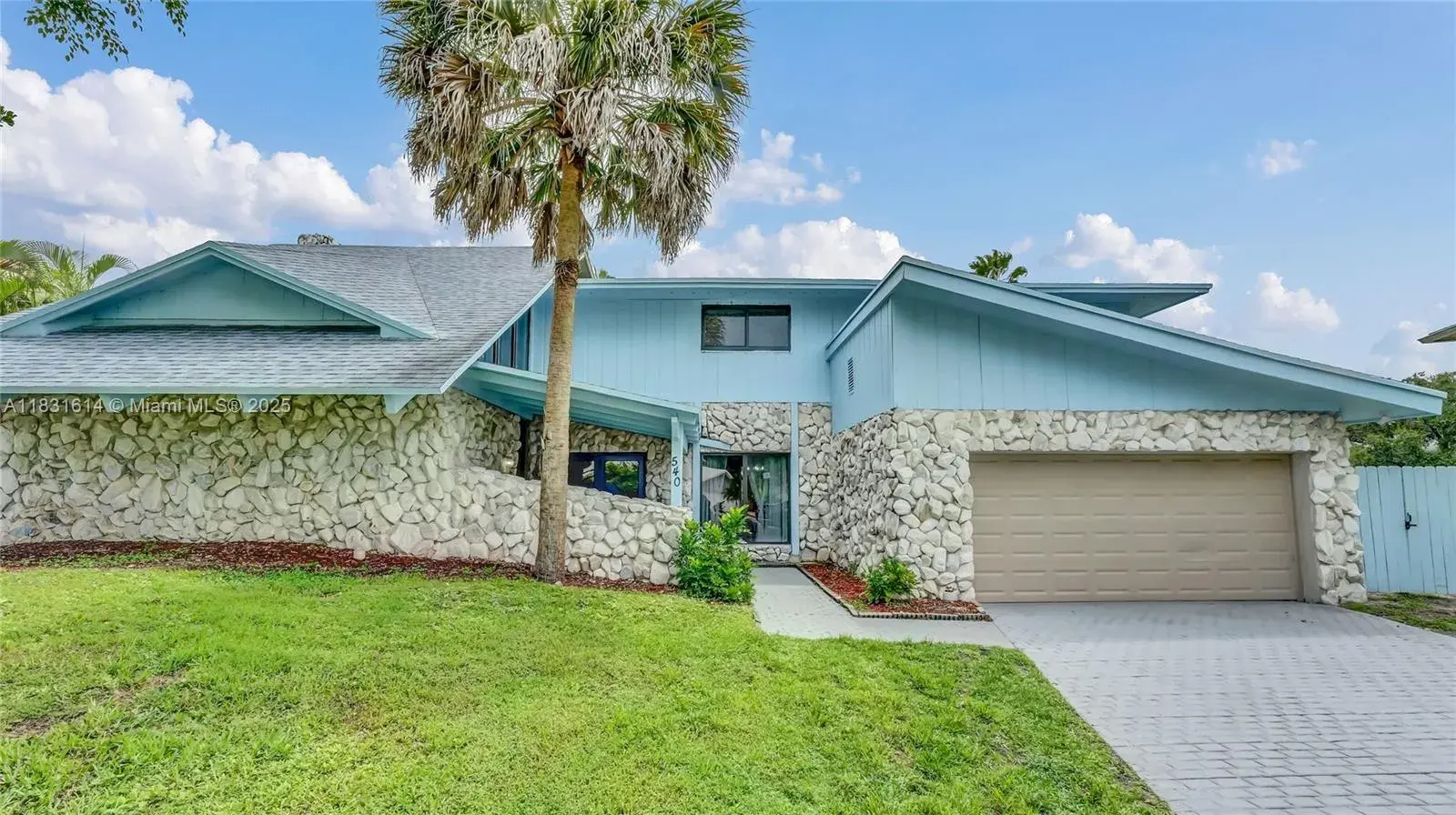 4 bedroom 3 bath Residential for sale at 540 SW 101st Ave, Plantation FL 33324