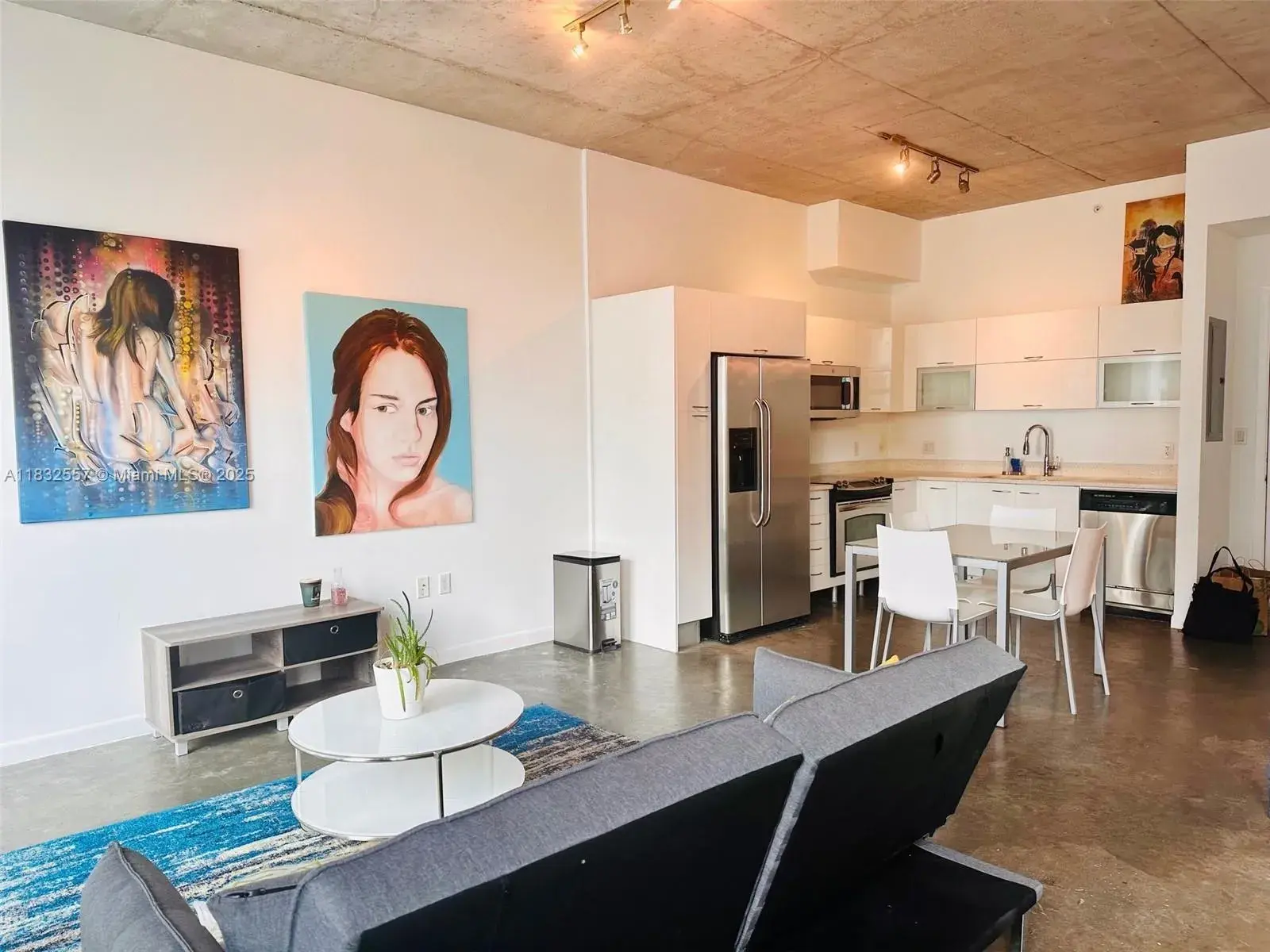 133 NE 2 AV # 1503, Miami FL 33132