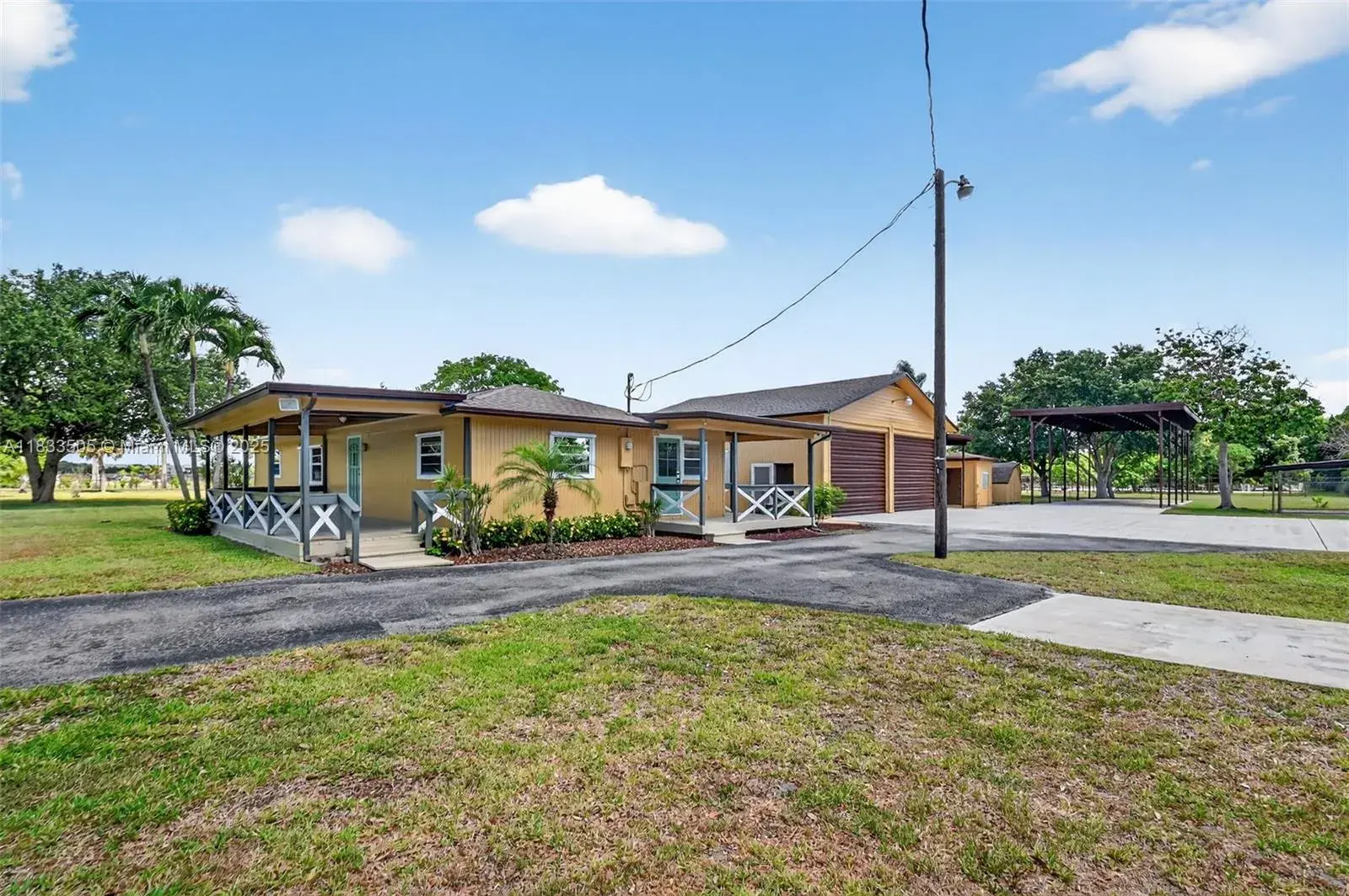 2 bedroom 2 bath Residential for sale at 4141 Nova Ln, Lake Worth FL 33462