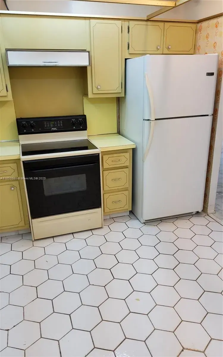1600 S Ocean Dr # 5B, Hollywood FL 33019