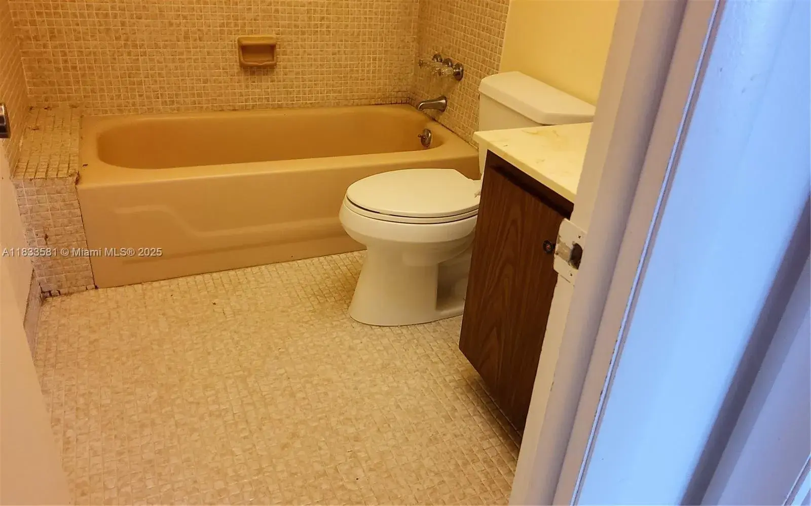 1600 S Ocean Dr # 5B, Hollywood FL 33019