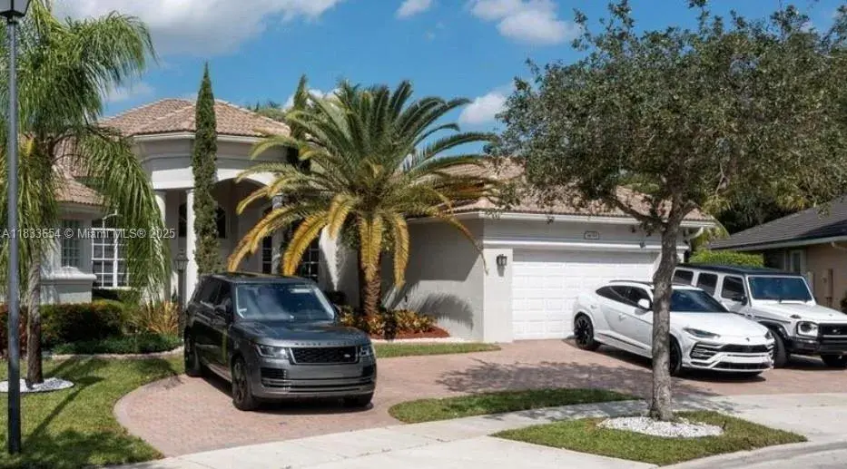 14095 NW 22nd Ct, Pembroke Pines FL 33028