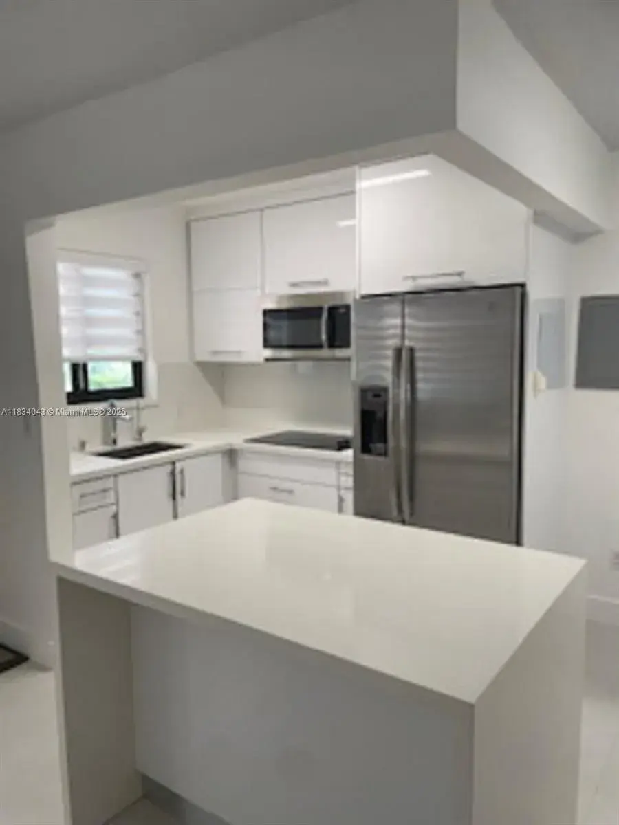 1 bedroom 1 bath Residential for sale at 2930 Day Ave # N104, Miami FL 33133