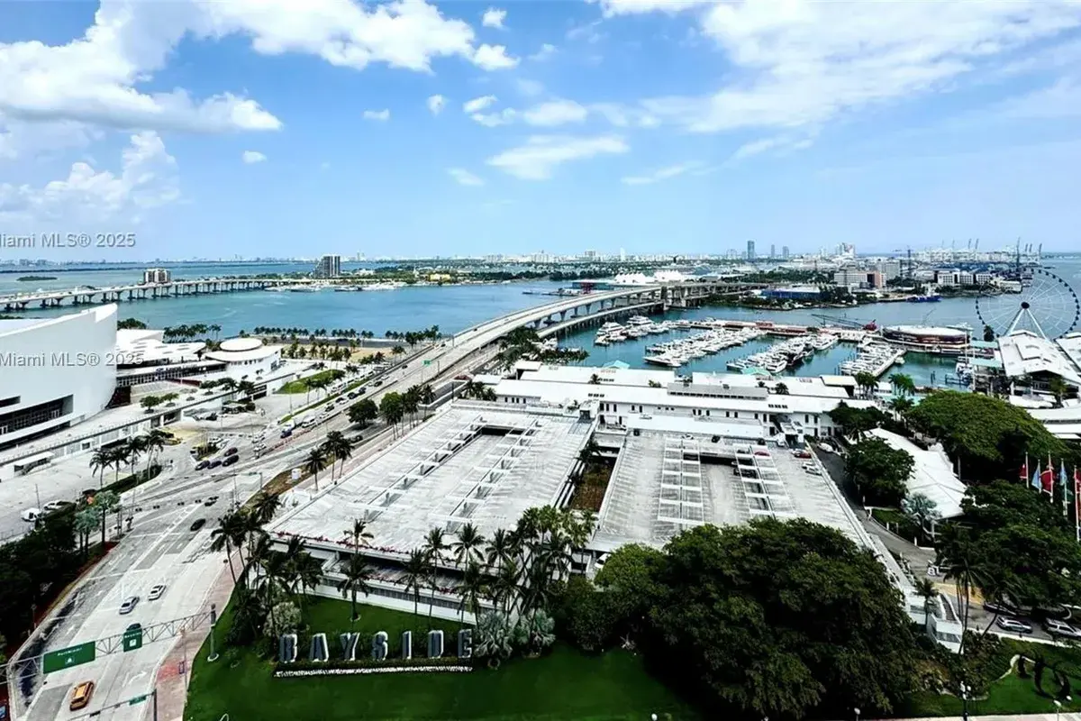 398 NE 5th street # 1710, Miami FL 33132