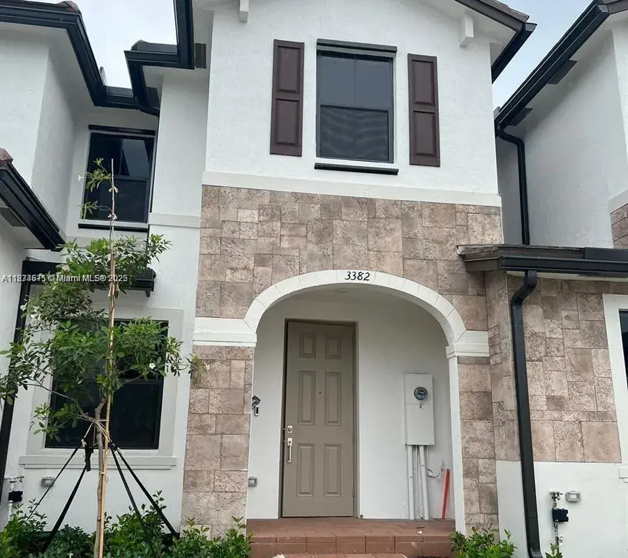 3382 W 114th Ter, Hialeah FL 33018