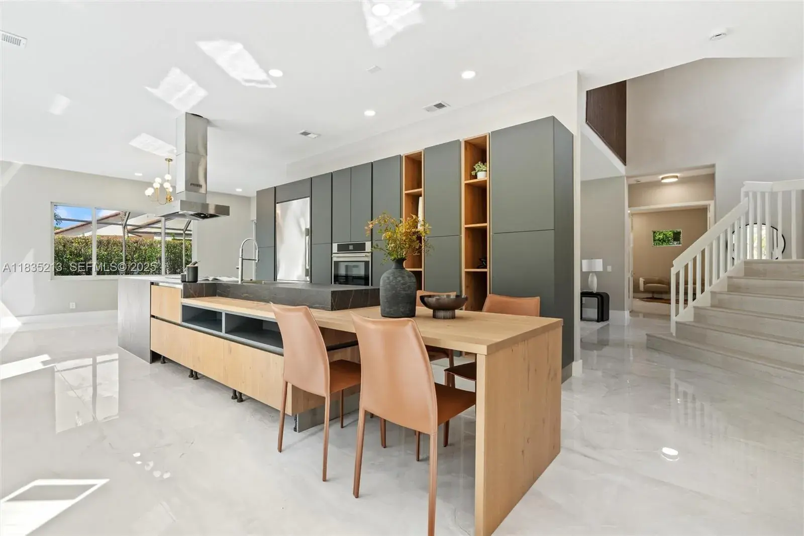 5 bedroom 4 bath Residential for sale at 531 Stonemont Dr, Weston FL 33326