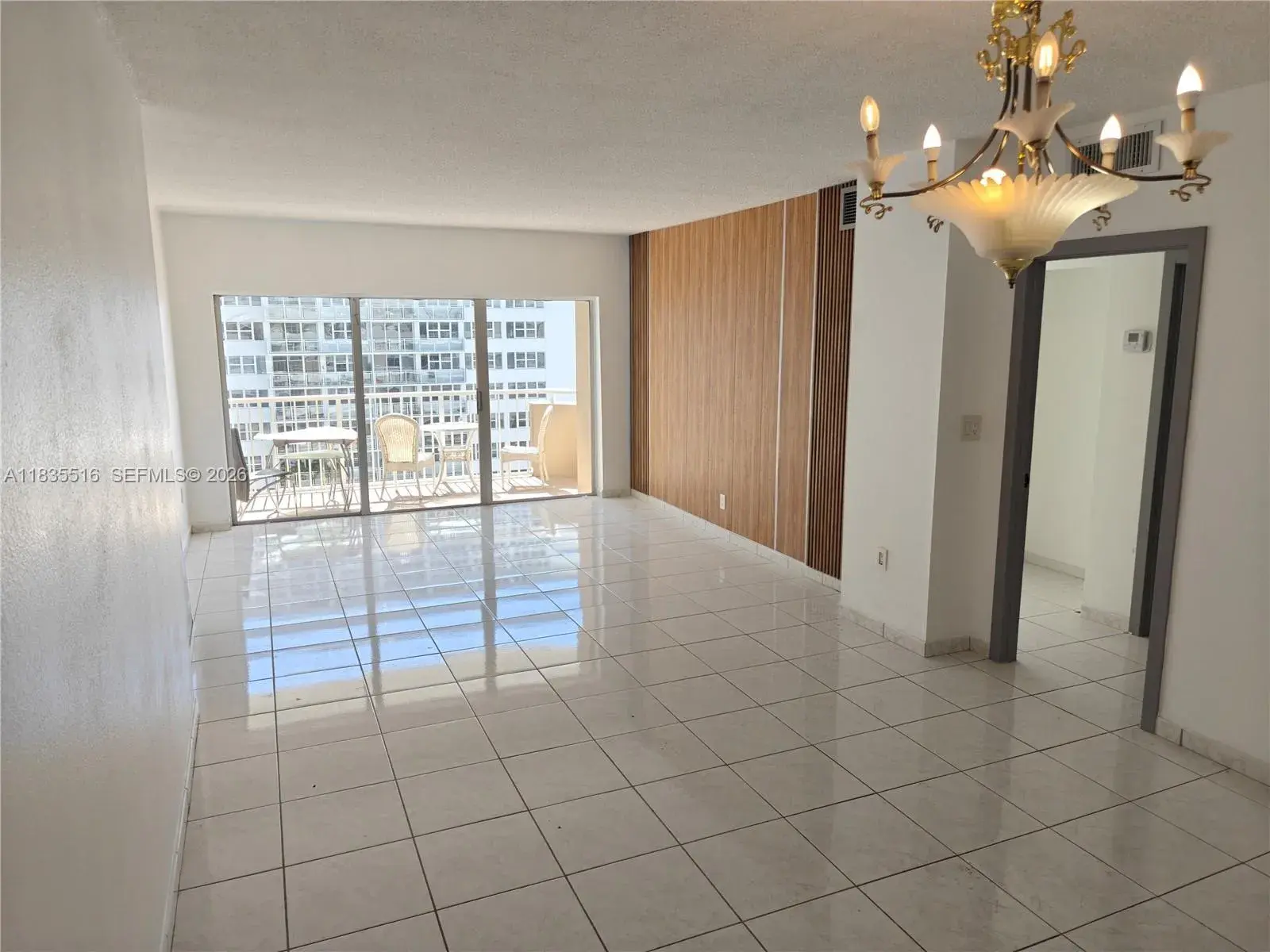 1 bedroom 1 bath Residential for sale at 1980 S Ocean Dr # 15C, Hallandale Beach FL 33009