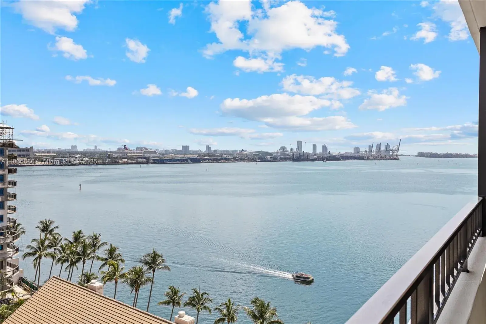 3 bedroom 3 bath Residential for sale at 520 Brickell Key Dr # A1404, Miami FL 33131