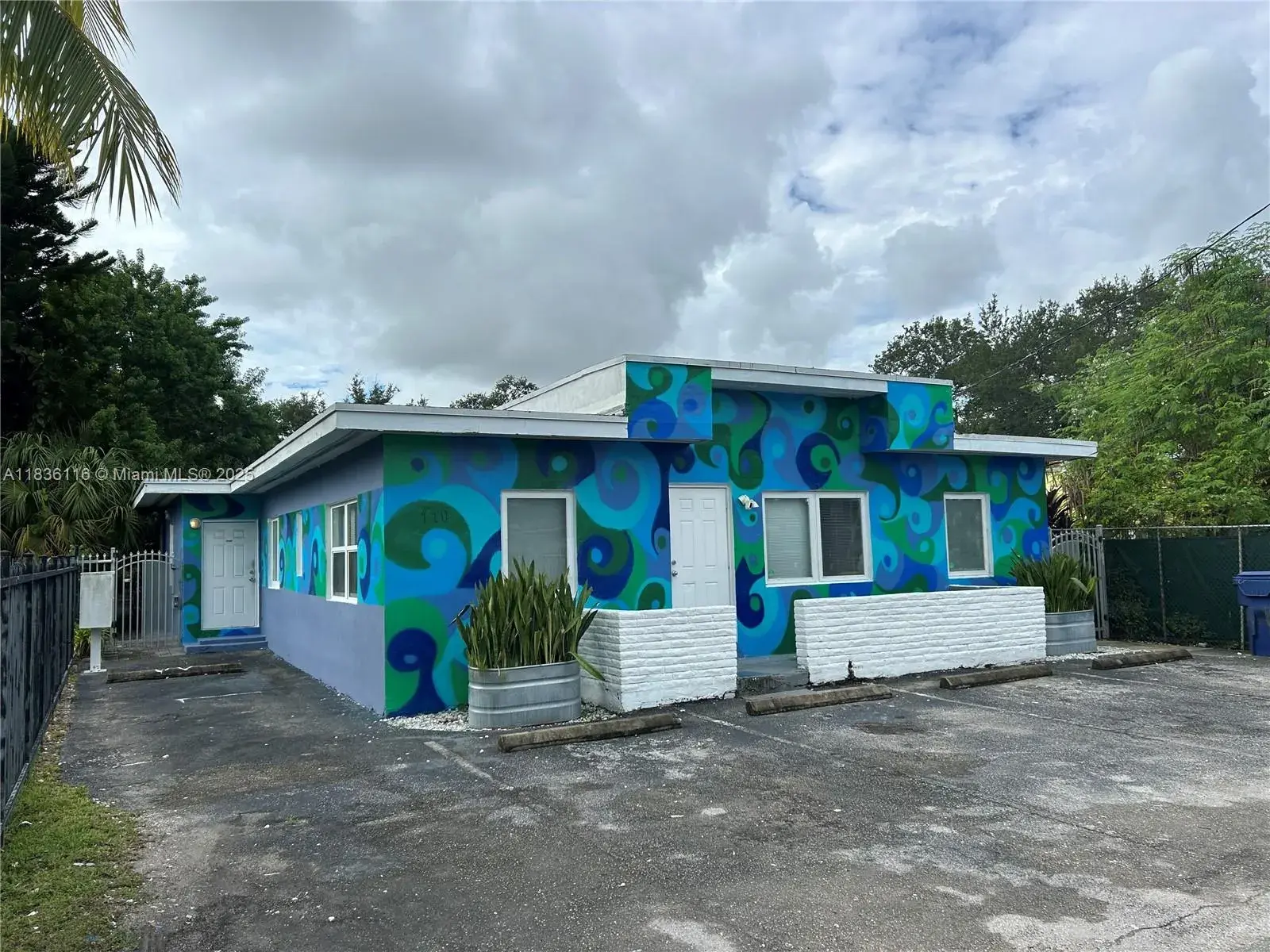 110 NE 56th St # 114, Miami FL 33137