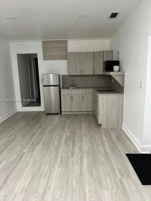 3 bedroom 2 bath Residential for sale at 14206 SW 156th Ter, Miami FL 33177