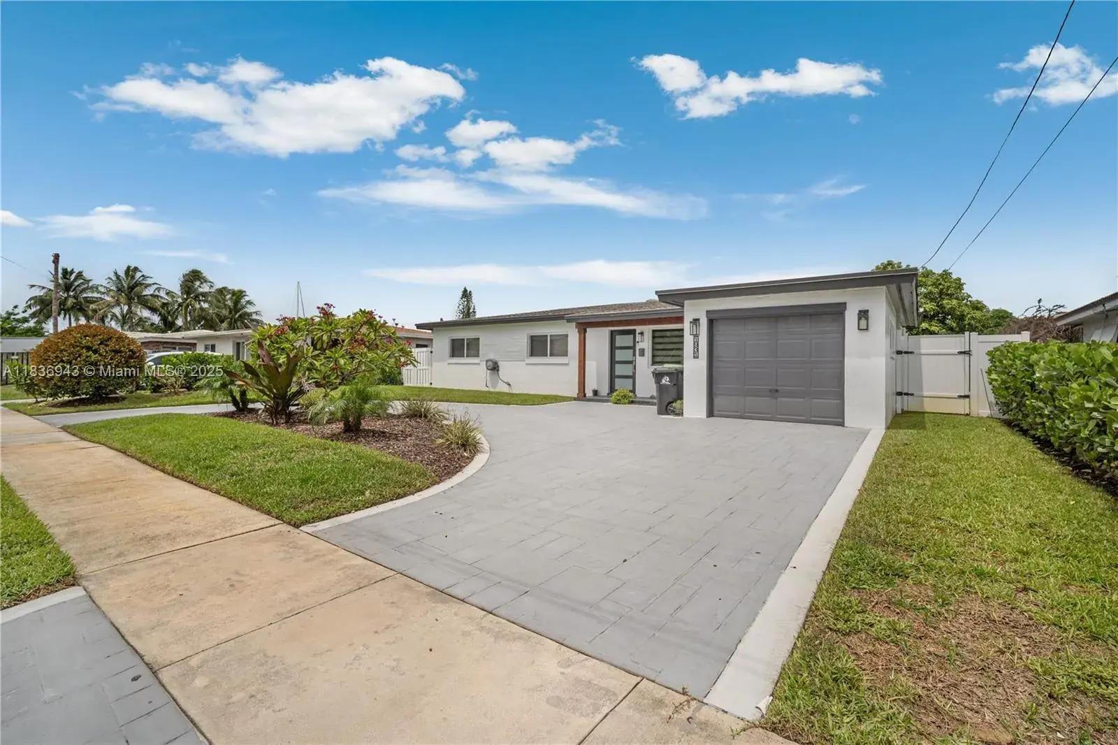 4 bedroom 2 bath Residential for sale at 1931 SW 22nd Ave, Fort Lauderdale FL 33312