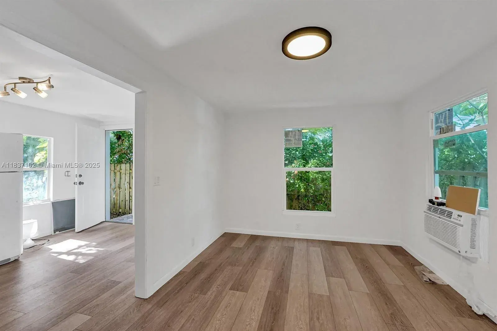 310 N Ocean Breeze # 1, Palm Beach FL 33460