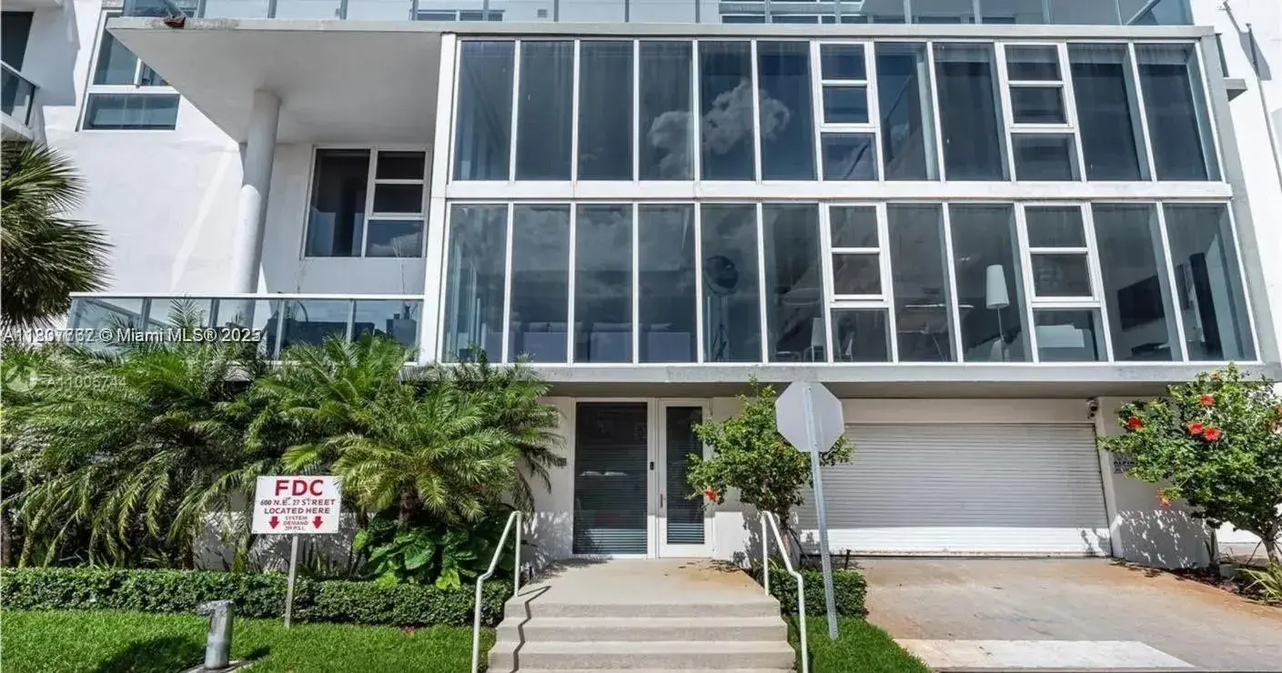 3 bedroom 3 bath Residential for sale at 600 NE 27th St # 105, Miami FL 33137