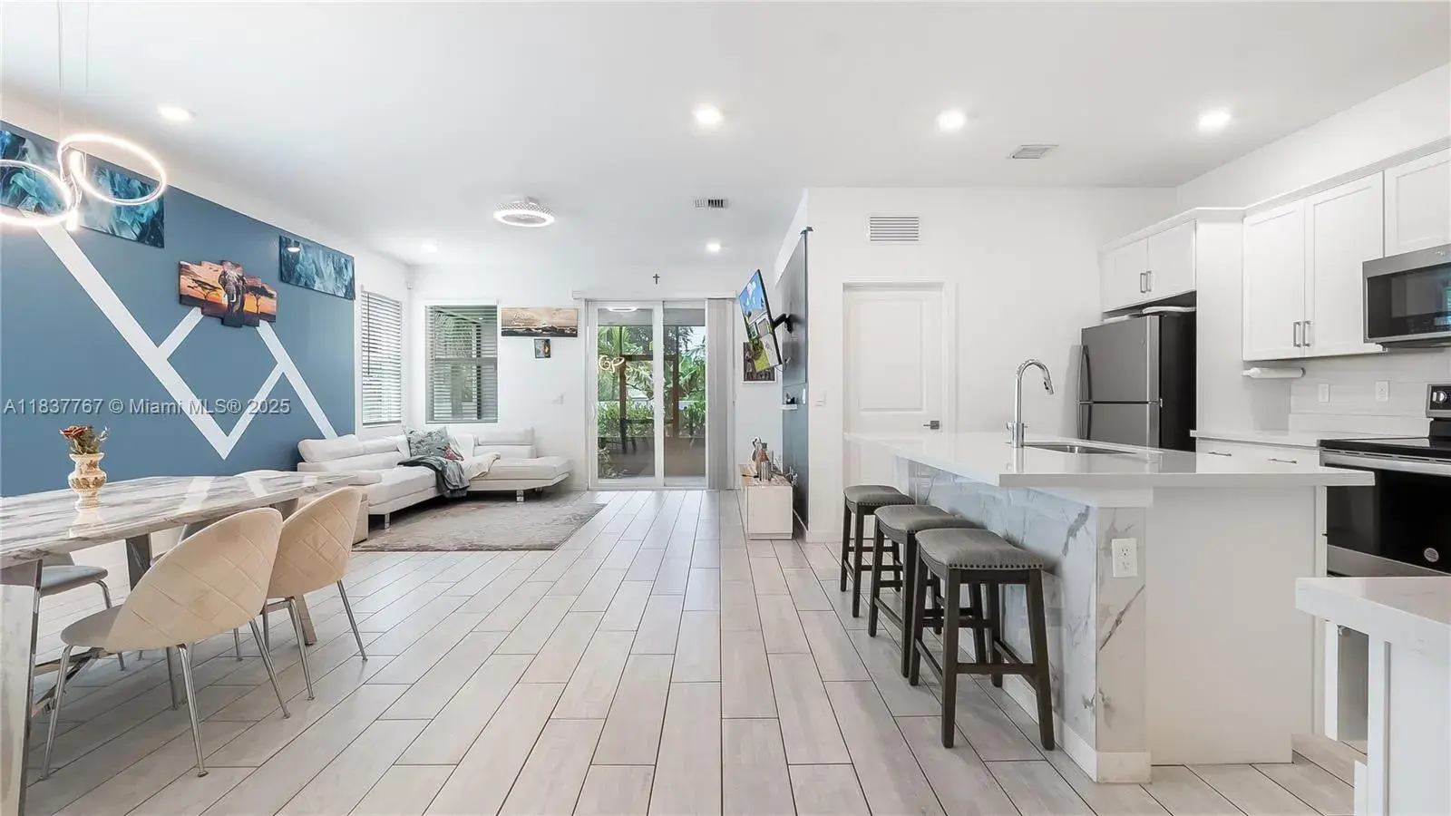 4518 Catalina Way, Green Acres FL 33463