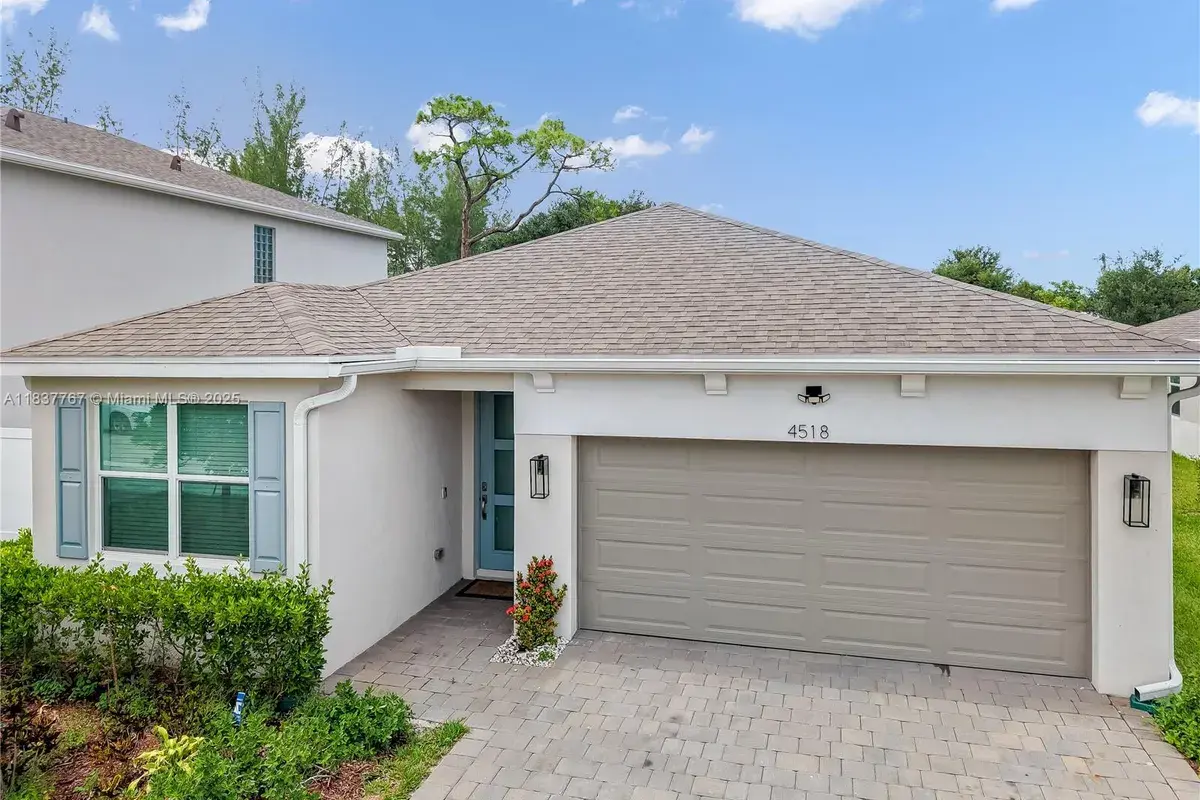 4518 Catalina Way, Green Acres FL 33463