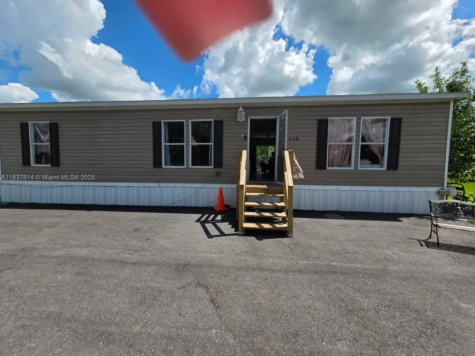 3 bedroom 2 bath Residential for sale at 648 Avenida del Sur, Clewiston FL 33440