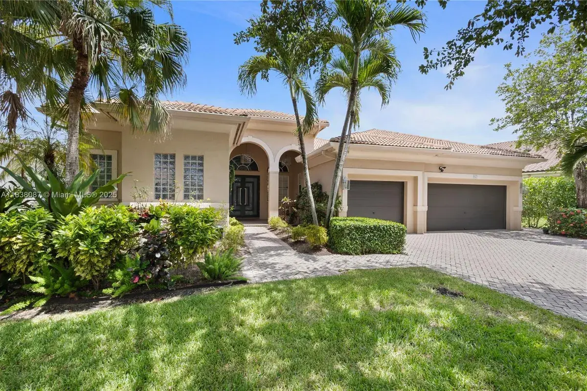 932 NW 123rd Dr, Coral Springs FL 33071