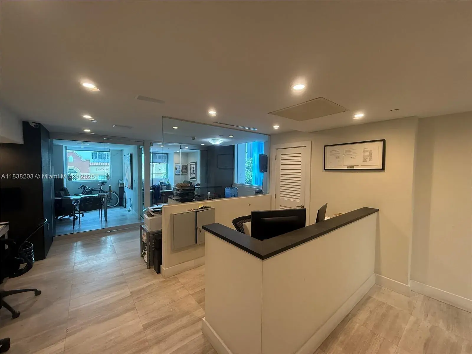 40 SW 13th St, Miami FL 33130