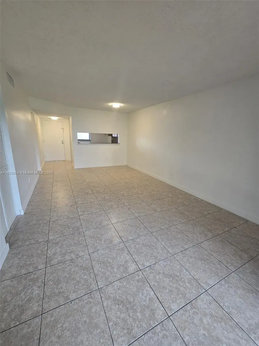8700 N Sherman Cir # 108, Miramar FL 33025