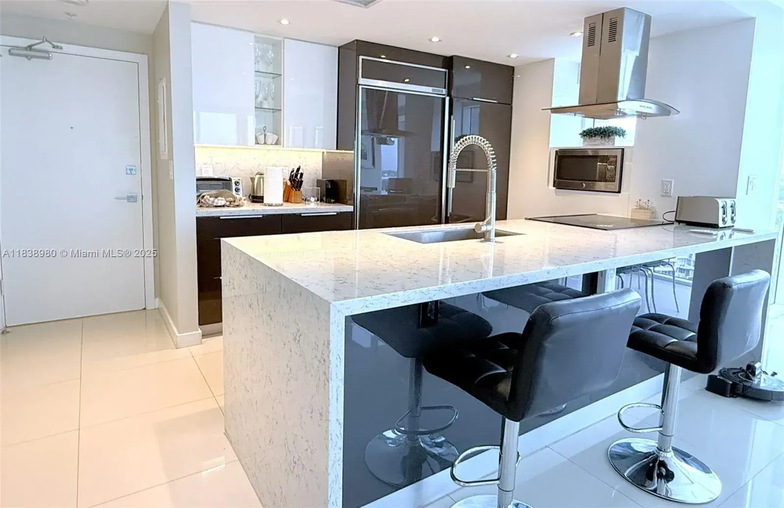 10275 Collins Ave # 1022, Bal Harbour FL 33154