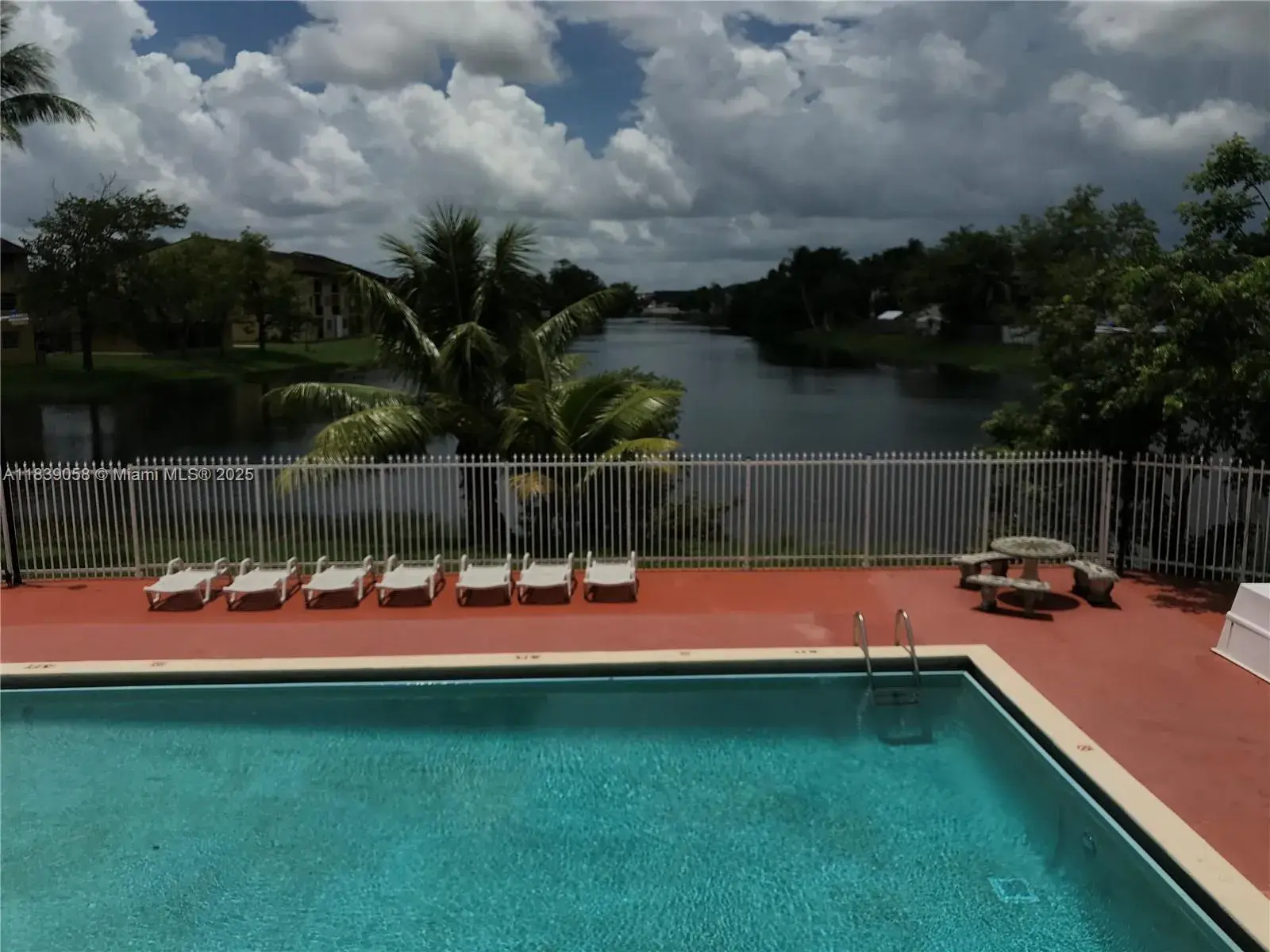 15481 SW 81st Cir Ln # 712, Miami FL 33193