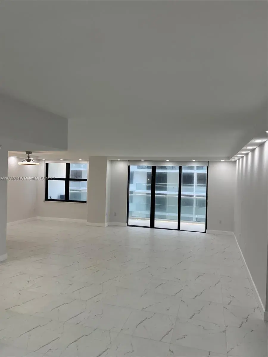 9801 Collins Ave, Bal Harbour FL 33154