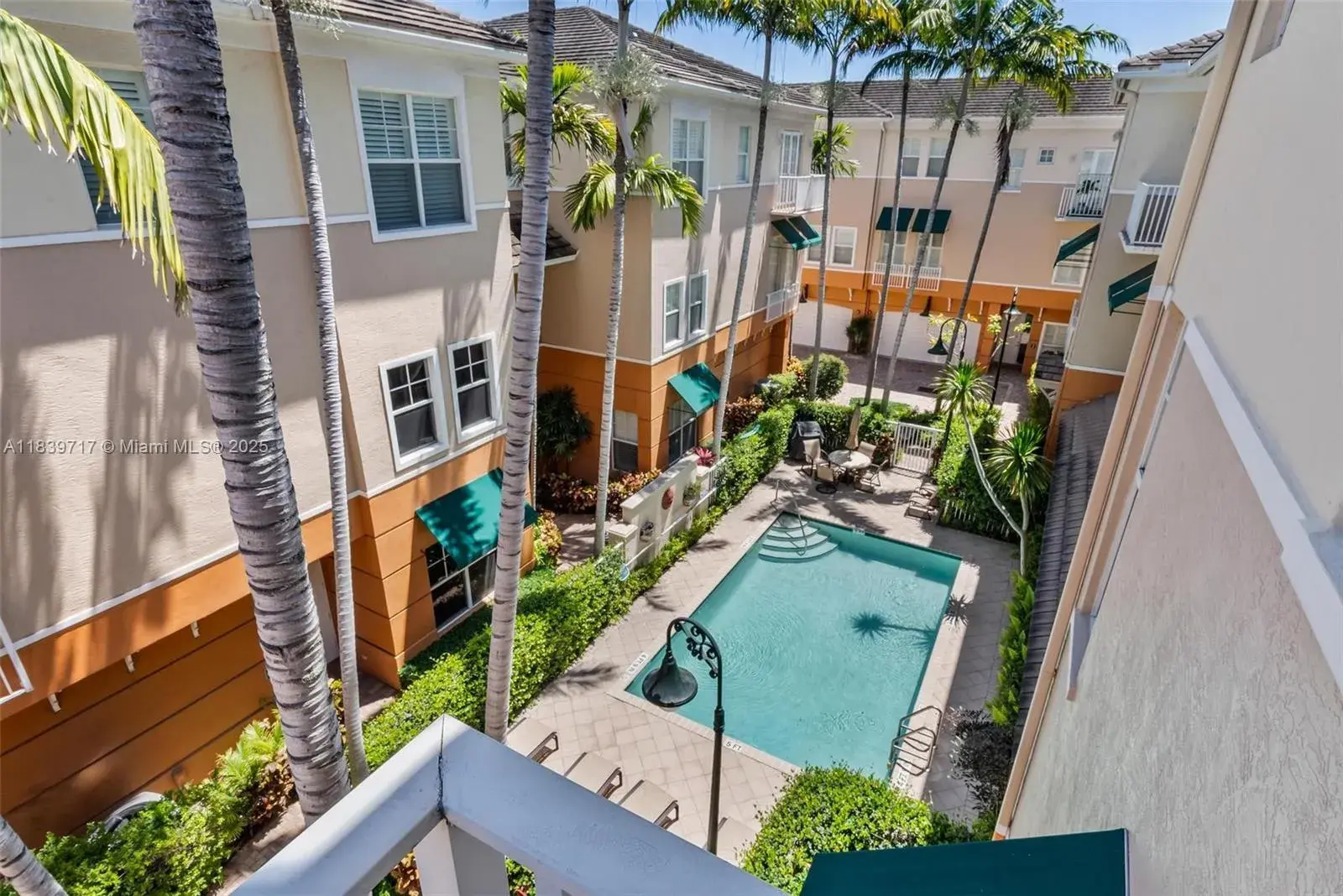 180 NE 6th Ave, Delray Beach FL 33483