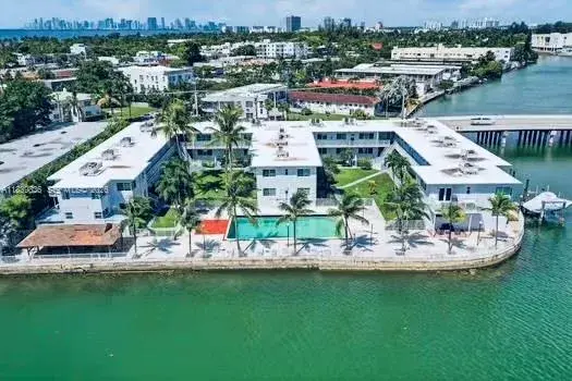 7207 Bay Dr # 25, Miami Beach FL 33141