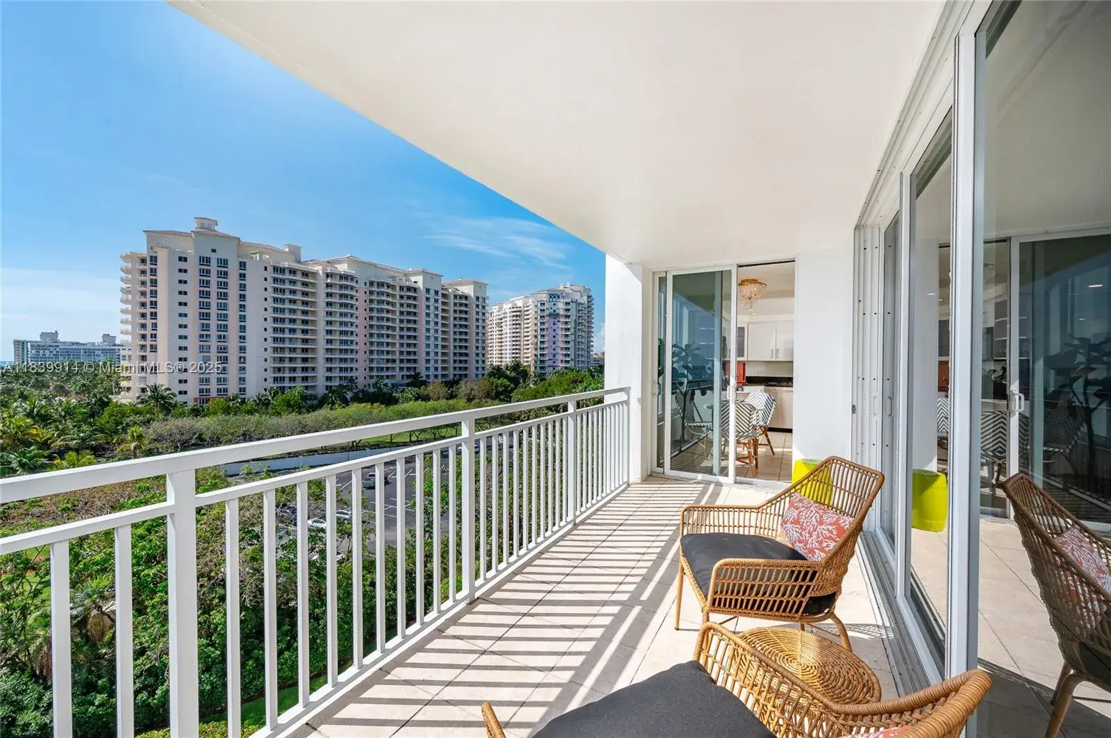 609 Ocean Dr # 8G, Key Biscayne FL 33149