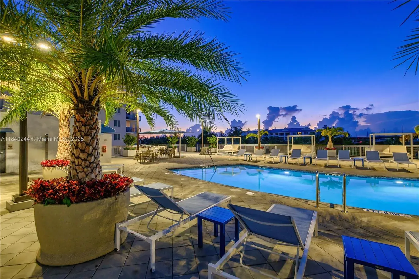2500 SW 22nd Ter # 814, Fort Lauderdale FL 33312