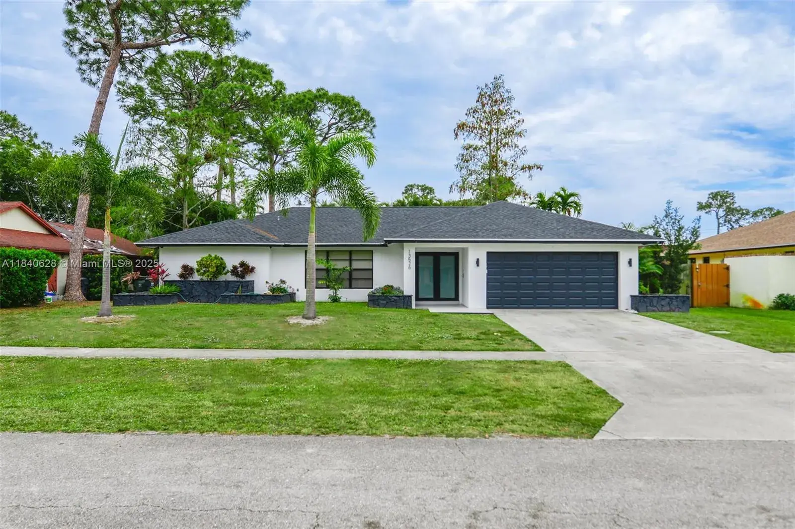 13526 Jonquil Pl, Wellington FL 33414