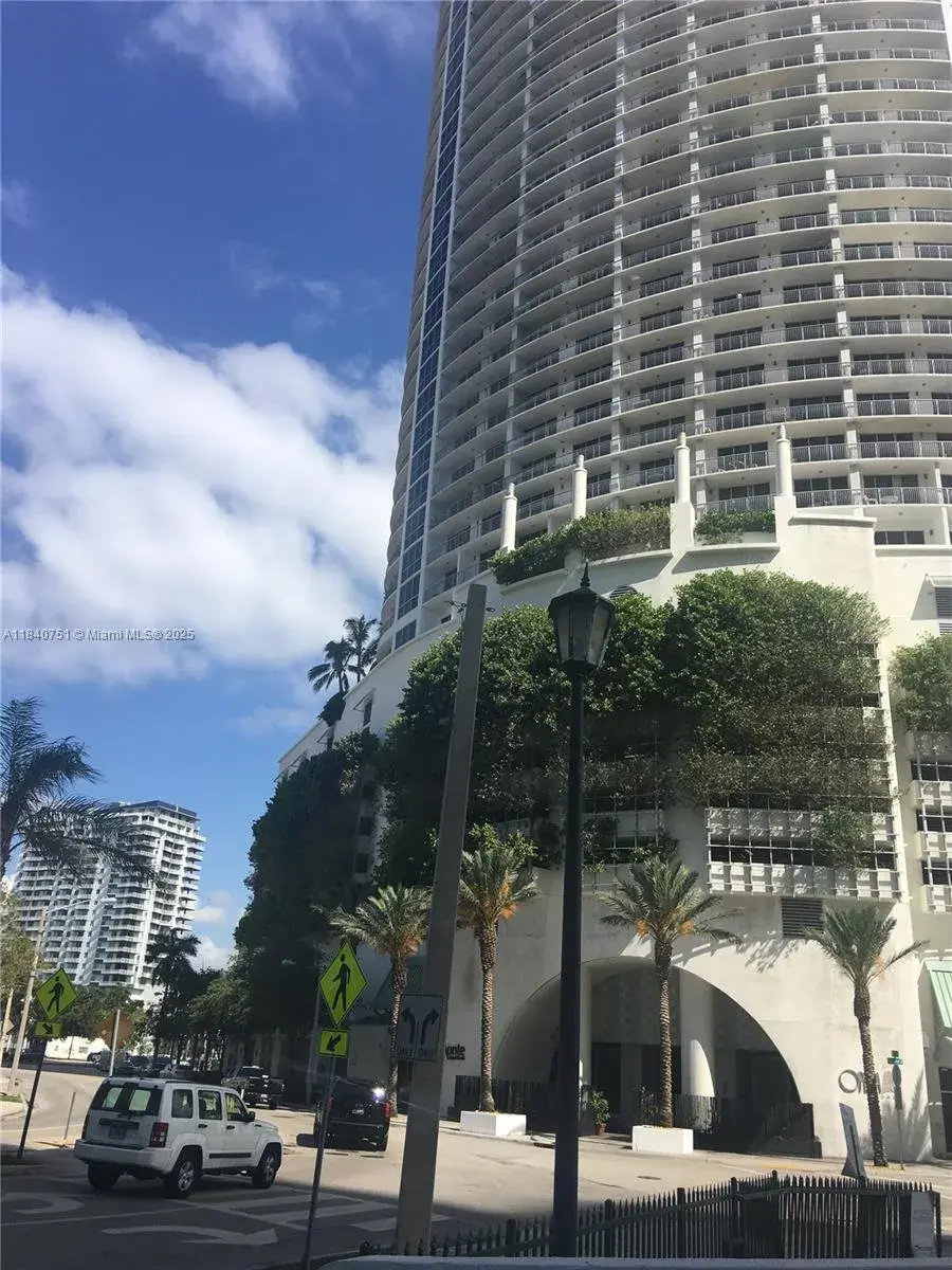 1750 N Bayshore Dr # 2408, Miami FL 33132